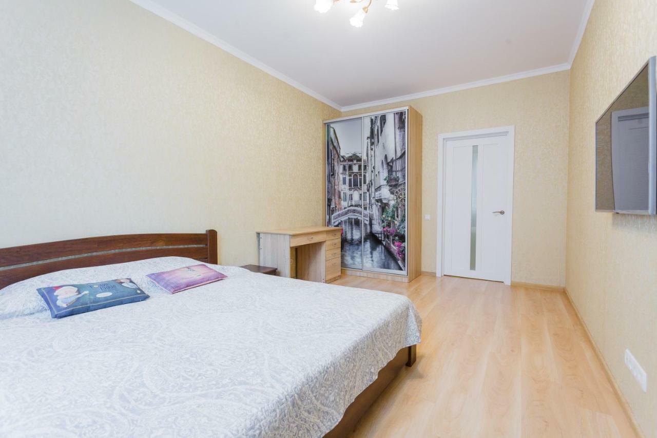 Business Class Apartment At Lomonosova Kiev Exterior foto