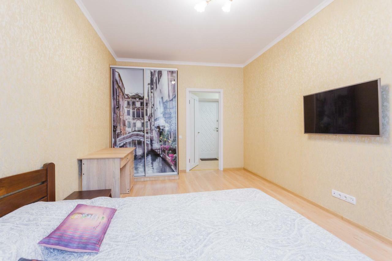 Business Class Apartment At Lomonosova Kiev Exterior foto